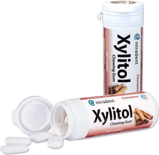 Miradent Xylitol Gum Zimt Zahnpflegekaugummis, 30 Stück