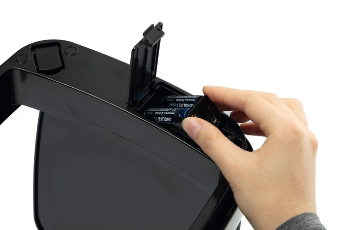 Durable No Touch 12l