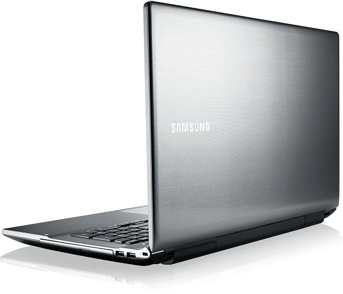 Samsung 550P7C, Core i5-3210M, 8GB RAM, 1TB HDD, GeForce GT 650M, DE