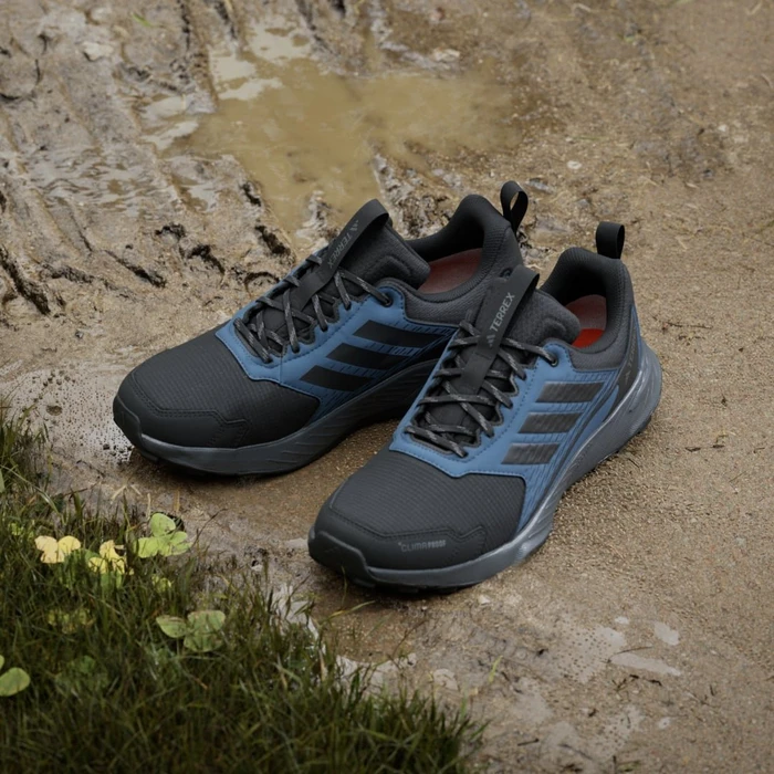 adidas Terrex Tracefinder 2 Climaproof core black/semi impact orange (Herren)