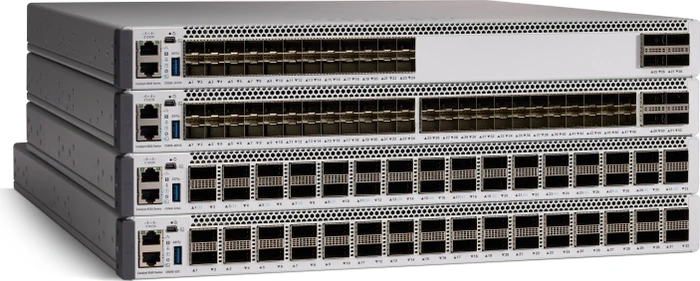 Cisco Catalyst 9500 Advantage Rackmount 25G Managed Switch, 24x SFP28, 4x QSFP28