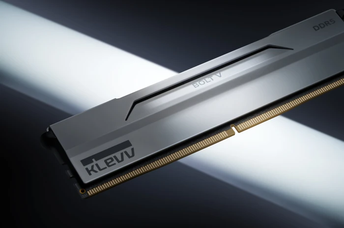 Klevv Bolt V Pure White UDIMM 32GB Kit, DDR5-6000, CL28-36-36-76