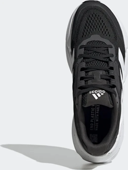 adidas Adistar core black/cloud white/grey five (Herren)