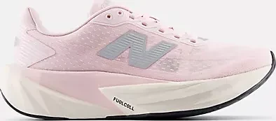 New Balance FuelCell Rebel v5 pink granite/silver metallic/linen (Damen)