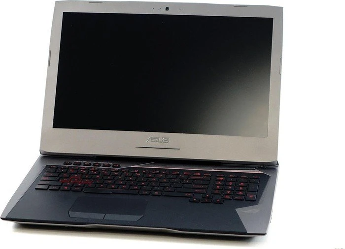 Schenker XMG A726-pzp, Core i7-6700HQ, 16GB RAM, 256GB SSD, 1TB HDD, GeForce GTX 965M, DE