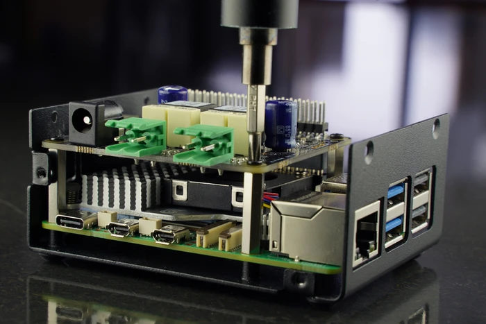 KKSB Gehäuse für Raspberry Pi 5, kompatibel mit Raspberry Pi DigiAMP+ HAT, schwarz