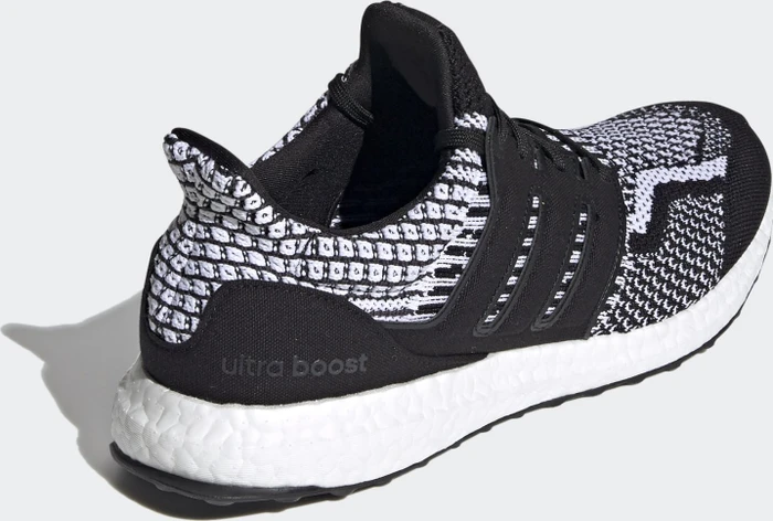 adidas Ultraboost DNA 5.0 core black/cloud white (Herren)