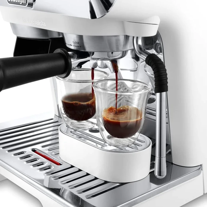 DeLonghi EC 9155.W La Specialista Arte