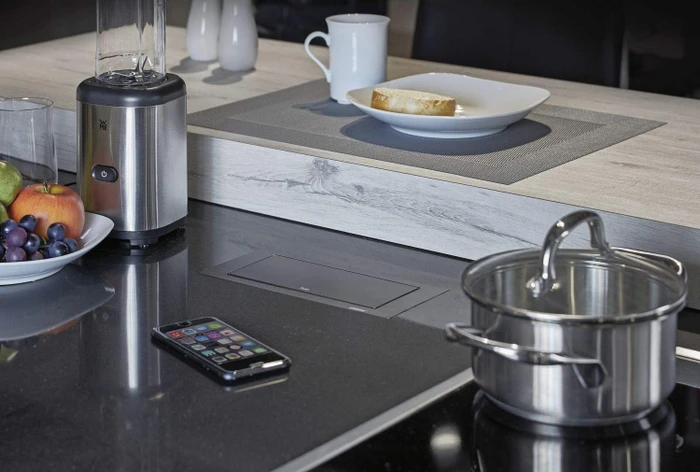 Schulte EVOLine BackFlip Cuisine, 2-fach, 1x USB-C, 2.5m, schwarz