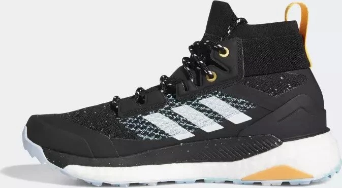 adidas Terrex Free Hiker Parley core black/cloud white/real gold (Damen)