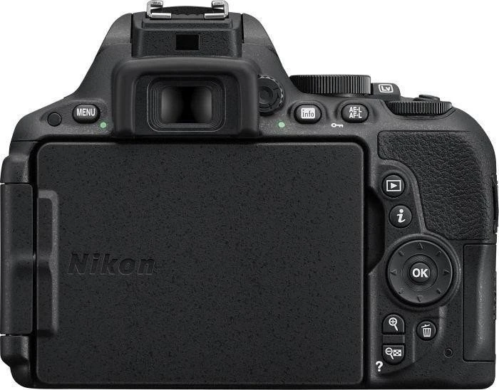 Nikon D5500 schwarz mit Objektiv AF-P DX 18-55mm 3.5-5.6 G VR