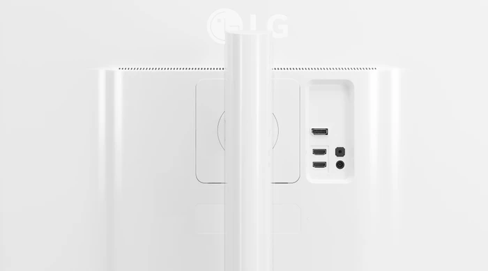 LG 27UD69P-W, 27"