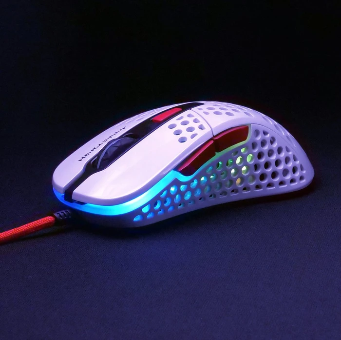 Xtrfy M4 RGB Tokyo Limited Edition, USB