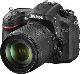 Nikon D7200 mit Objektiv AF-S DX 18-105mm 3.5-5.6 G ED VR