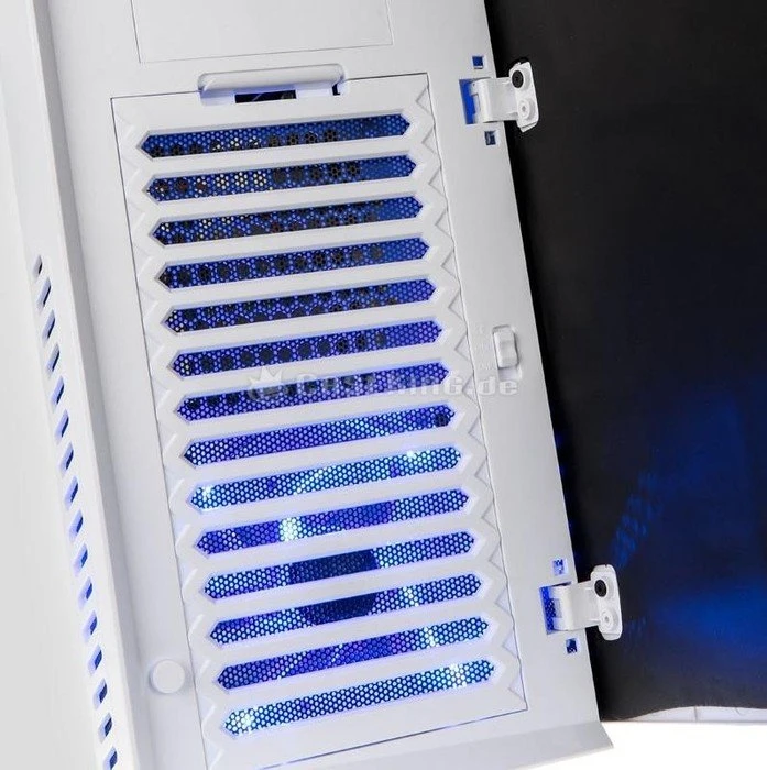 Zalman R1 weiß, Acrylfenster