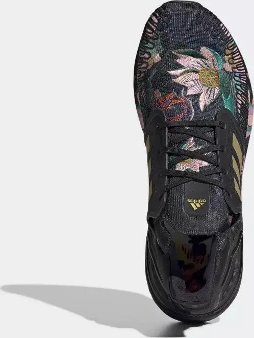 adidas Ultraboost 20 core black/gold metallic/signal coral (Herren)