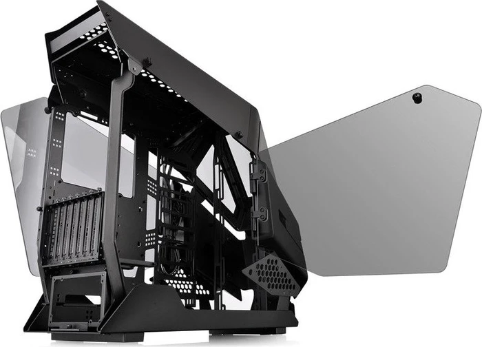 Thermaltake AH T600, Glasfenster