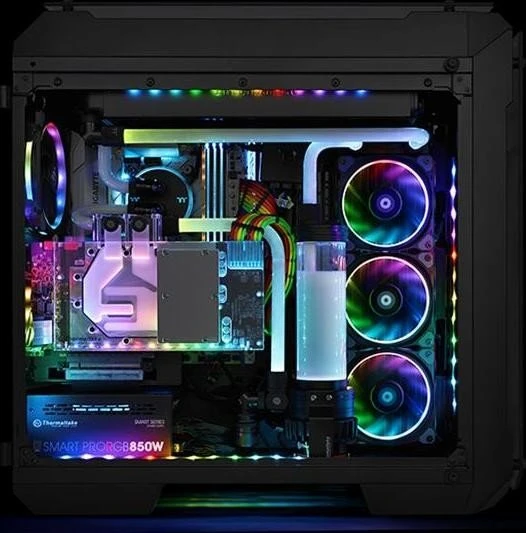 Thermaltake Pacific Lumi Plus, Lichtsteuerung inkl. 3 RGB-LED-Streifen, schwarz