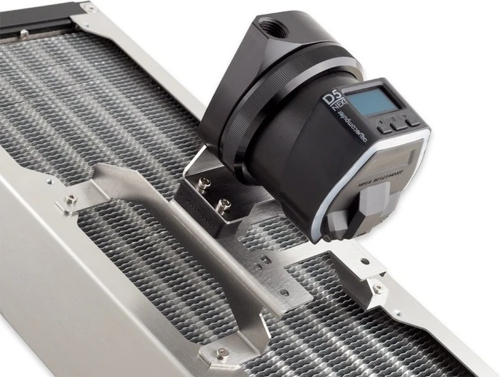 Aqua Computer D5 Lüfterhalterung 140mm für aqualis D5