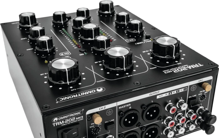 Omnitronic TRM-202 MK3 – Bild 4 von 4