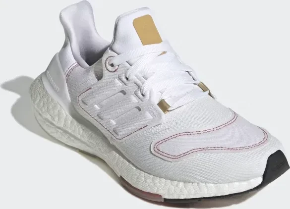 adidas Ultraboost 22 cloud white/wonder red (Damen)