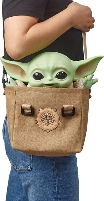 Mattel Star Wars The Mandalorian The Child mit Tasche 28cm