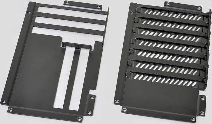 Lian Li PC-O10, schwarz, Glasfenster