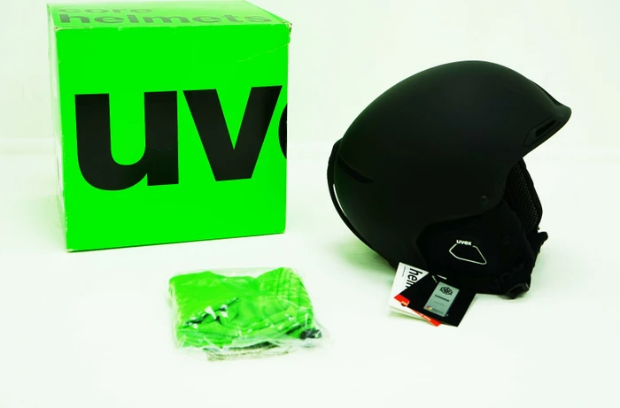 UVEX Jakk+ Octo+ Helm black/lime mat