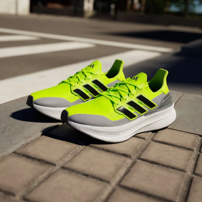 adidas Ultraboost 5 lucid lemon/core black/cloud white