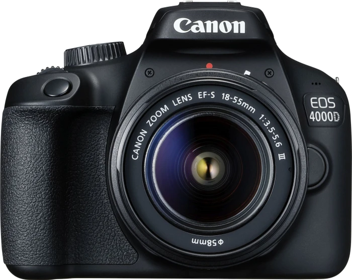 Canon EOS 4000D mit Objektiv EF-S 18-55mm 3.5-5.6 und EF 75-300mm 4.0-5.6 III