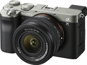 Sony Alpha 7C silber mit Objektiv FE 28-60mm 4.0-5.6
