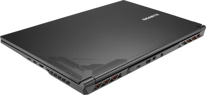 GIGABYTE G7, Core i5-12500H, 16GB RAM, 1TB SSD, GeForce RTX 3060, DE