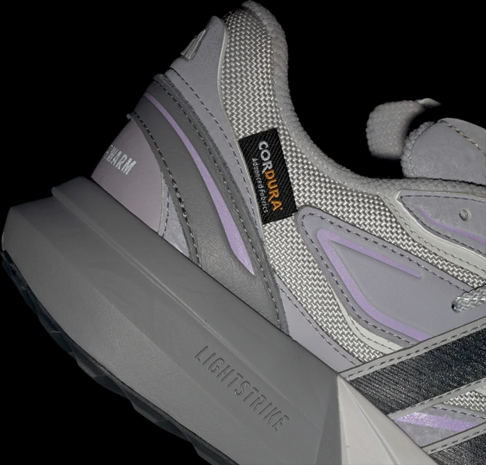 adidas Lightblaze ATR grey two/glory grey/powder plum (Damen)