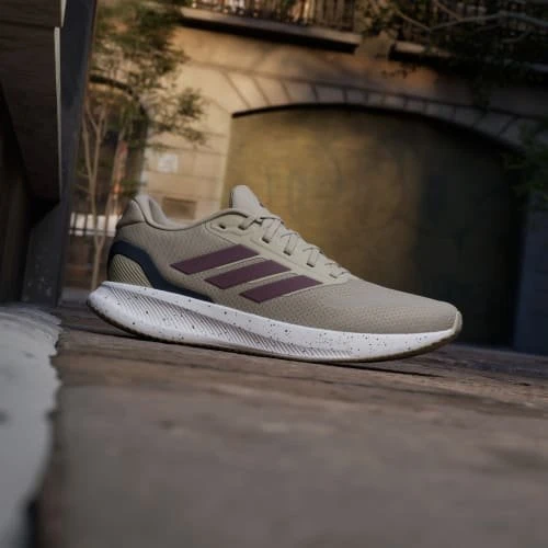 adidas Runfalcon 5 wonder cargo/maroon/core black (Herren)