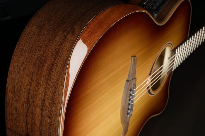 LAG Tramontane 118 Auditorium Bevel Cutaway Brown Shadow (T118ABCE-BRS) – Bild 5 von 11