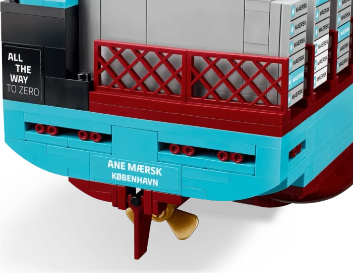 LEGO Maersk-Containerschiff mit Zweistoffantrieb