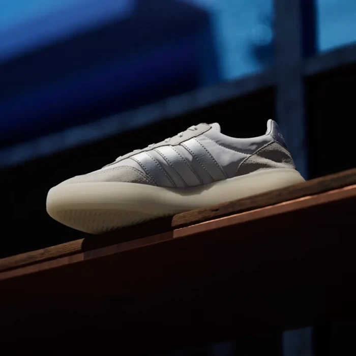 adidas Barreda Decode cloud white/matte silver/grey one (Damen)