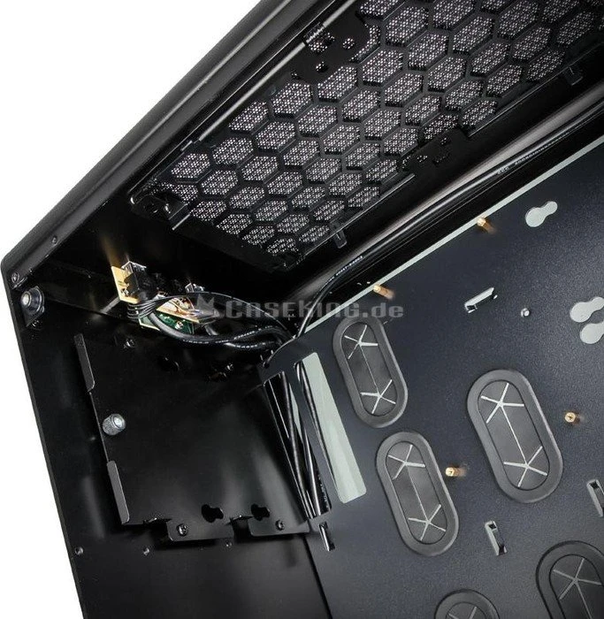 Raijintek Thetis, schwarz, Glasfenster