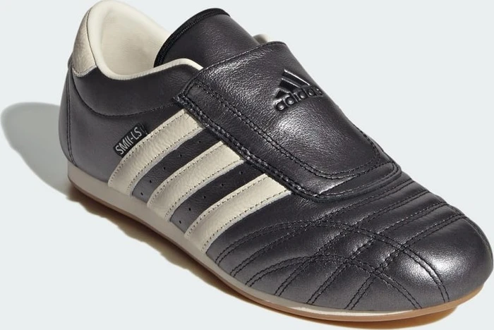 adidas Originals Taekwondo core black/silver metallic/gum