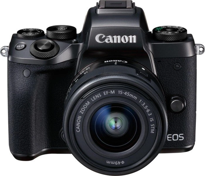 Canon EOS M5 mit Objektiv EF-M 15-45mm 3.5-6.3 IS STM