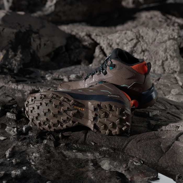 adidas Terrex Skychaser AX5 Mid GTX trace brown/earth strata/semi impact orange (Herren)