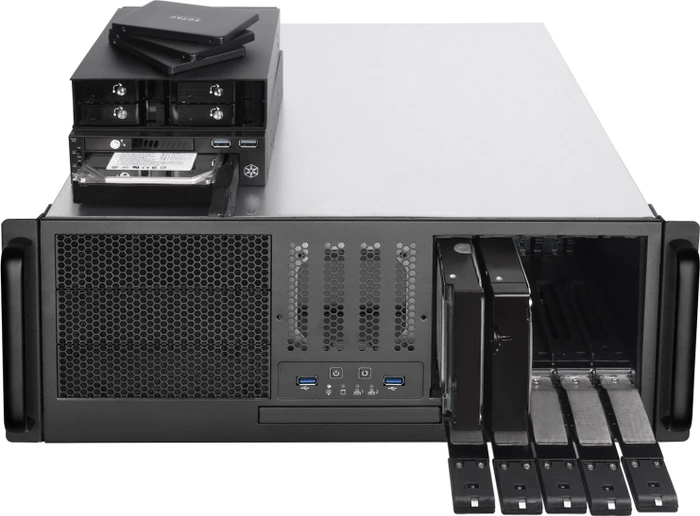 SilverStone RM41-H08, Rackmount Storage, grau/schwarz, 4HE, ATX