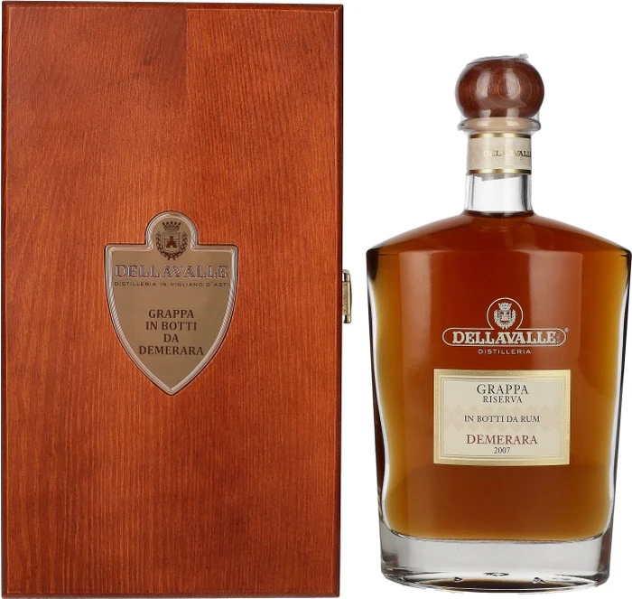 Dellavalle Grappa Affinata in Botti di Rum 700ml