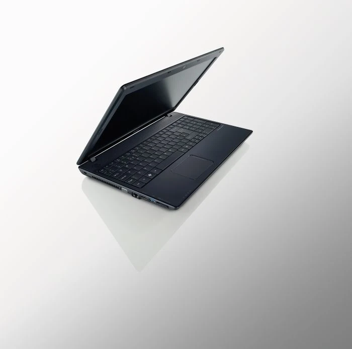 Acer TravelMate P4 TMP453-MG-33114G50Mikk, Core i3-3110M, 4GB RAM, 500GB HDD, GeForce GT 630M, DE