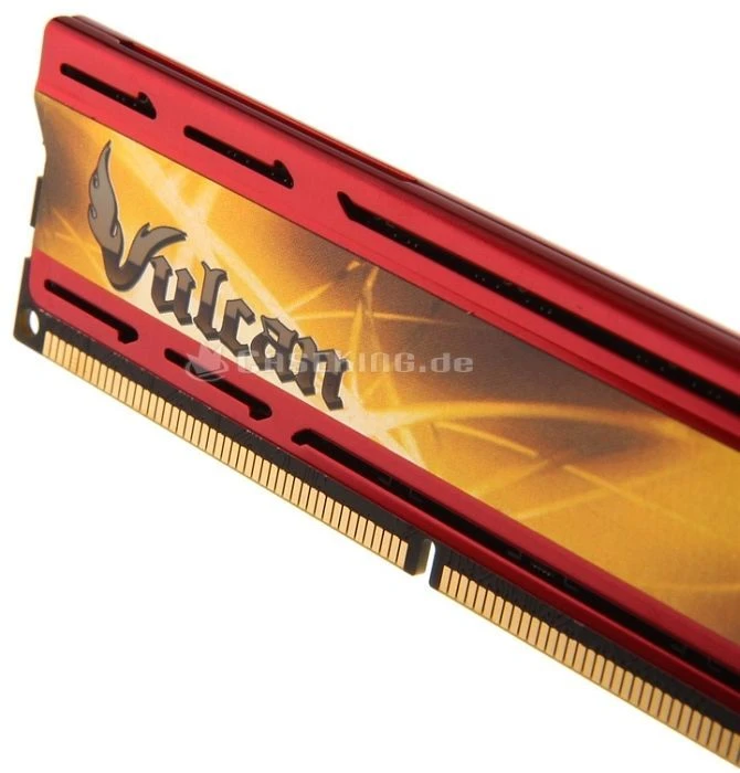 TeamGroup Vulcan rot UDIMM 8GB Kit, DDR3-1600, CL9-9-9-24