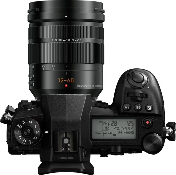 Panasonic Lumix DC-G9 mit Objektiv Leica DG Vario Elmarit 12-60mm 2.8-4.0 ASPH