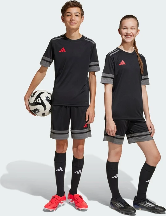 adidas Squadra 25 Trainingshose kurz black/team grey four/pure ruby (Junior)