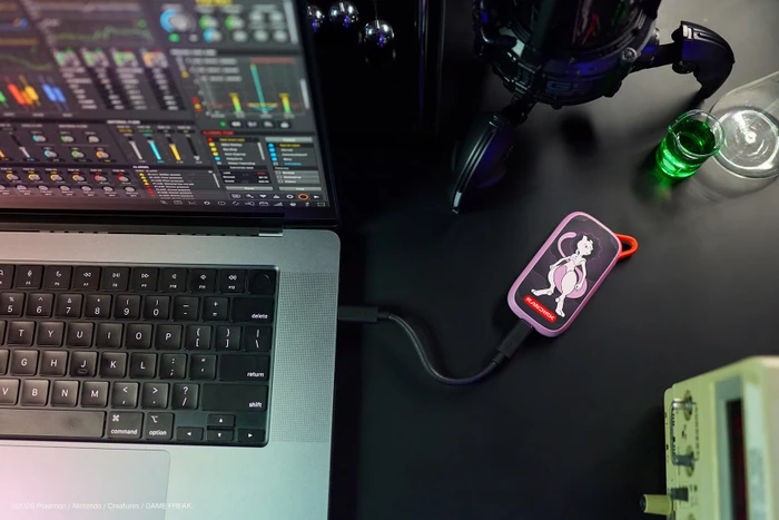 SanDisk Pokémon Portable SSD Mewtwo Edition, Motiv, 1TB, USB-A 3.1