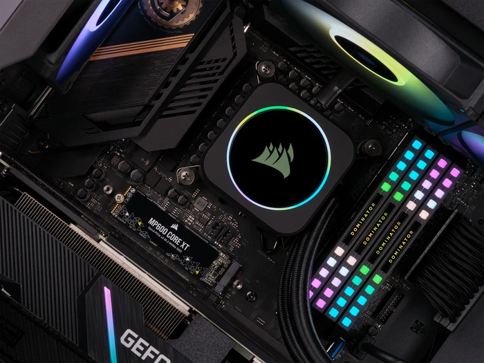Corsair Force Series MP600 Core XT 2TB, M.2 2280 / M-Key / PCIe 4.0 x4, Kühlkörper