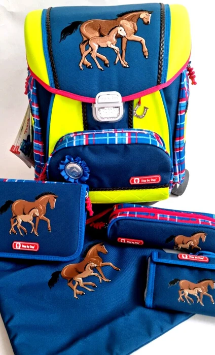 Step by Step Touch DIN Horse Family Schultaschen-Set, 5-tlg.